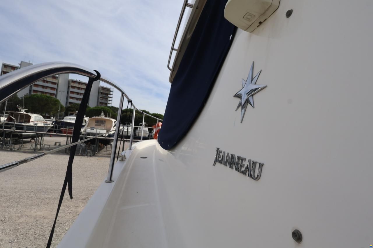 Jeanneau Prestige 32 Fly
