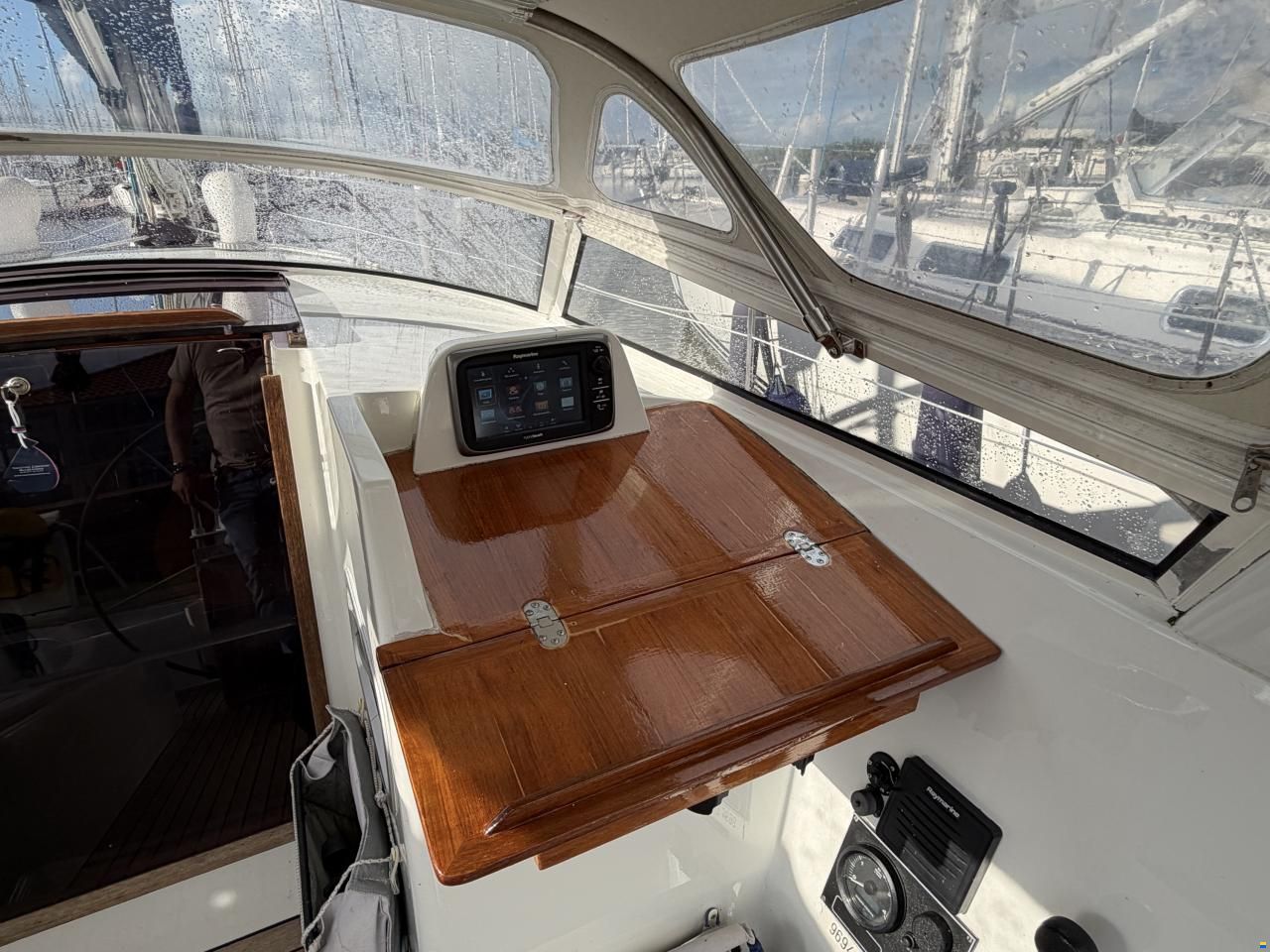 Impact Yachts 37