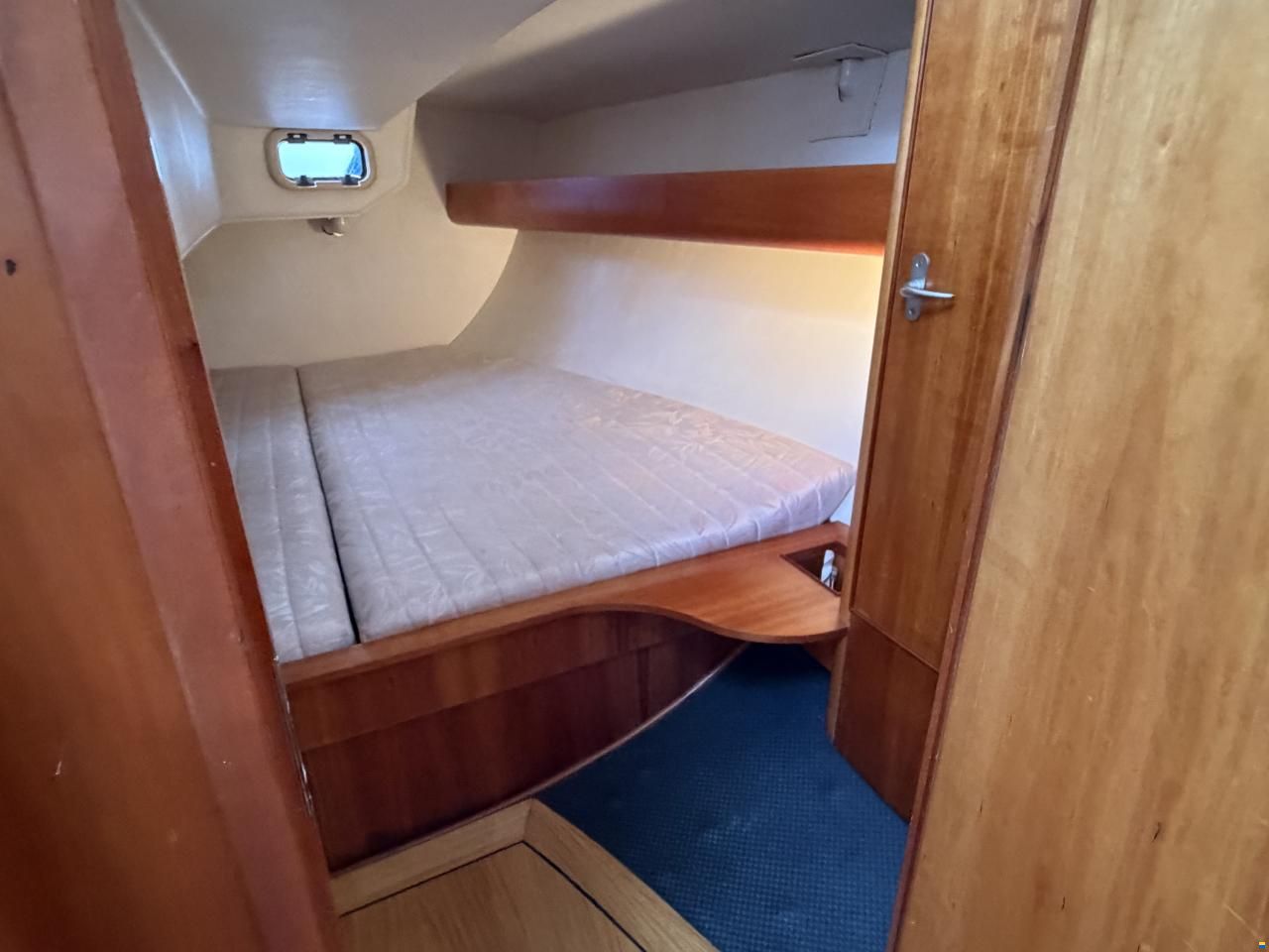 Impact Yachts 37