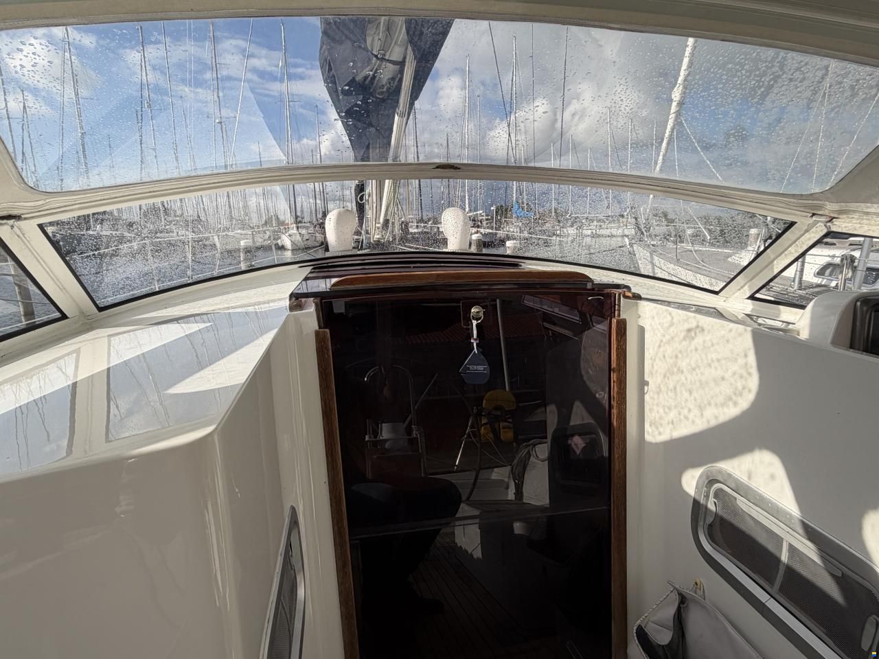 Impact Yachts 37