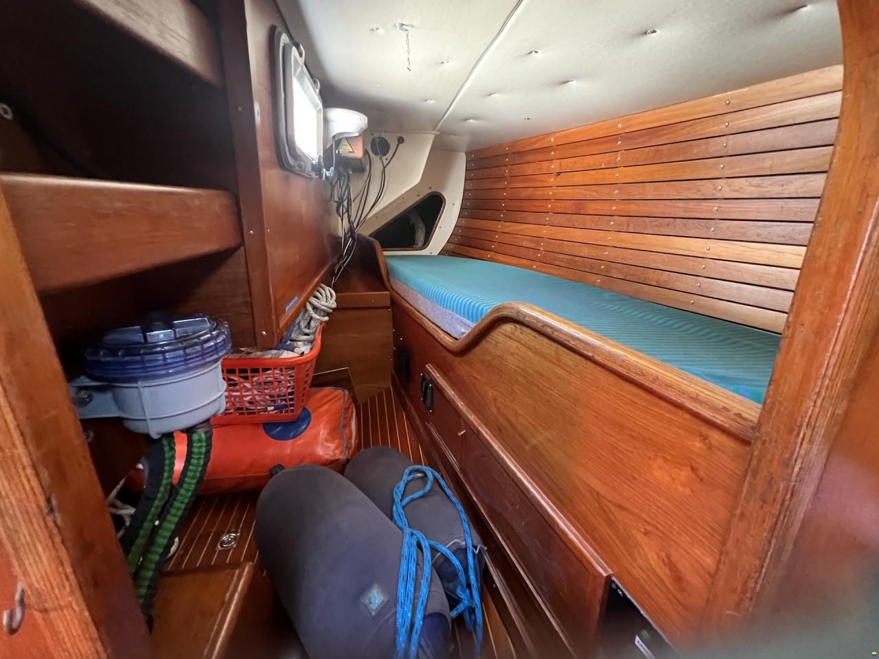 Nautors Swan 37