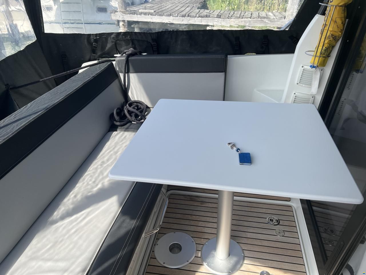 Jeanneau Merry Fisher 895