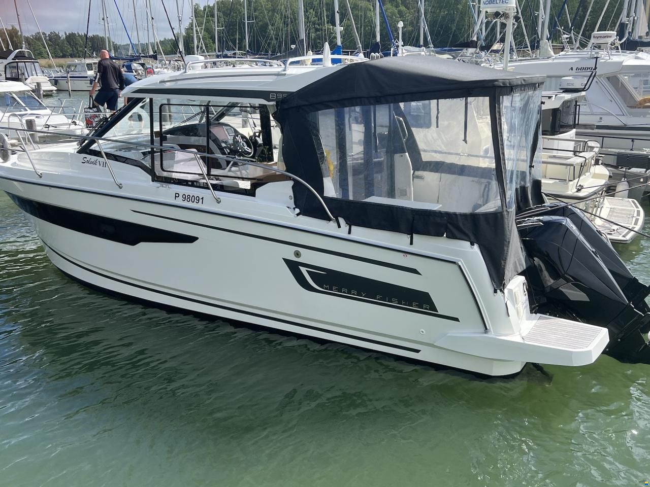 Jeanneau Merry Fisher 895