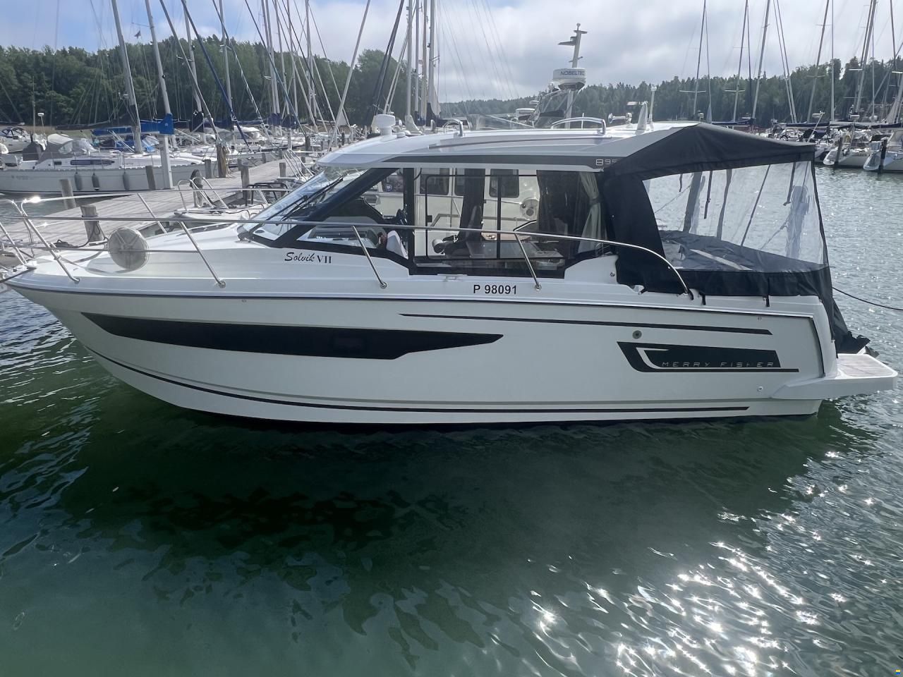Jeanneau Merry Fisher 895