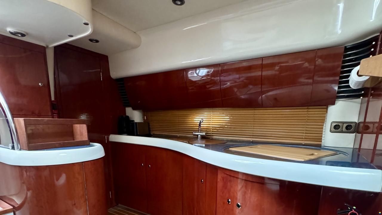 Fairline Targa 43