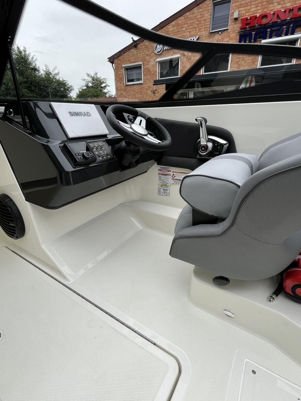 Bayliner V20