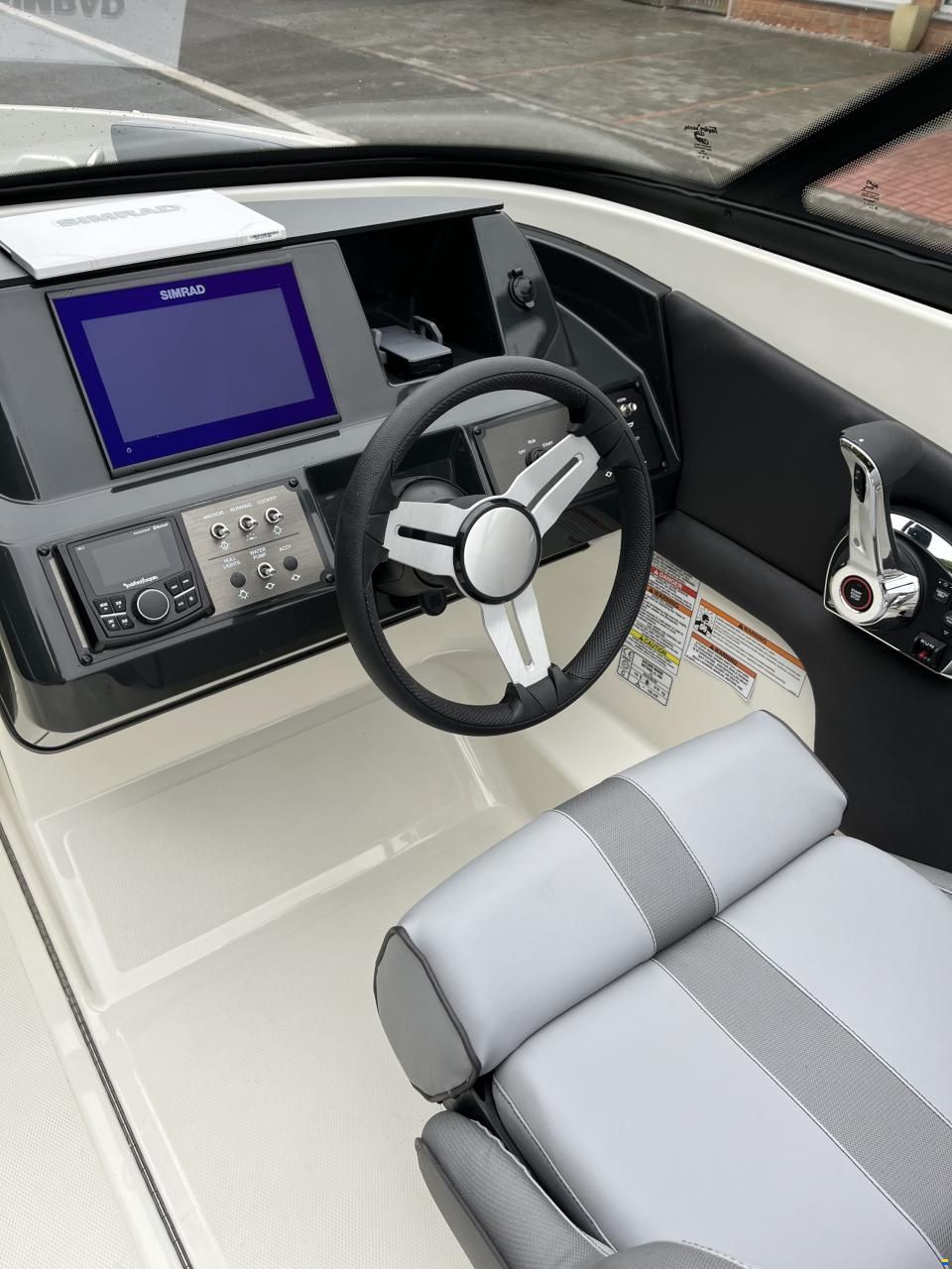 Bayliner V20