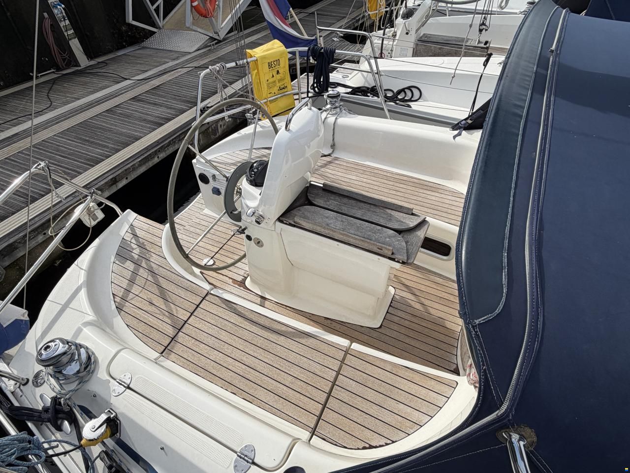 Bavaria Cruiser 30