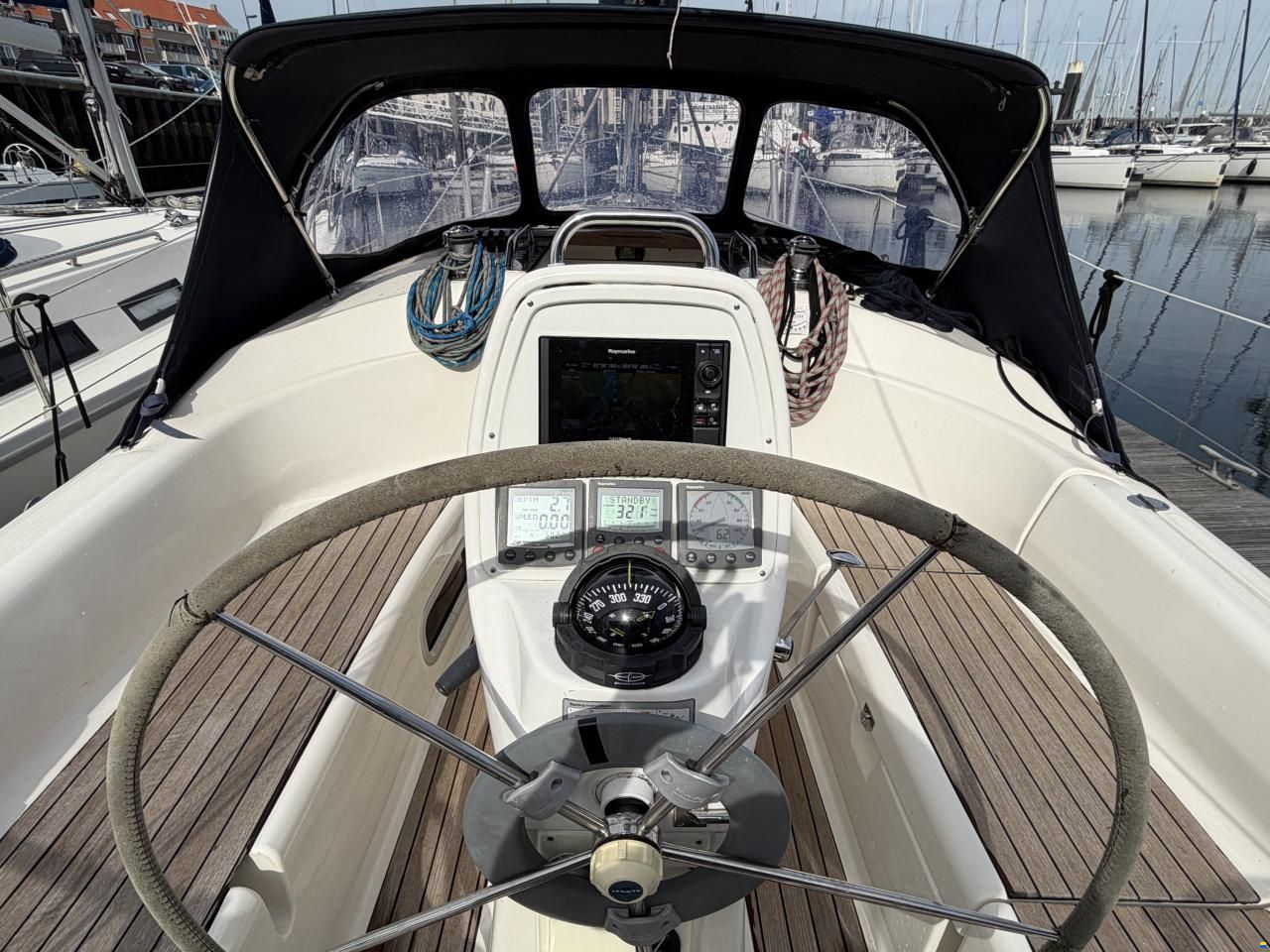 Bavaria Cruiser 30