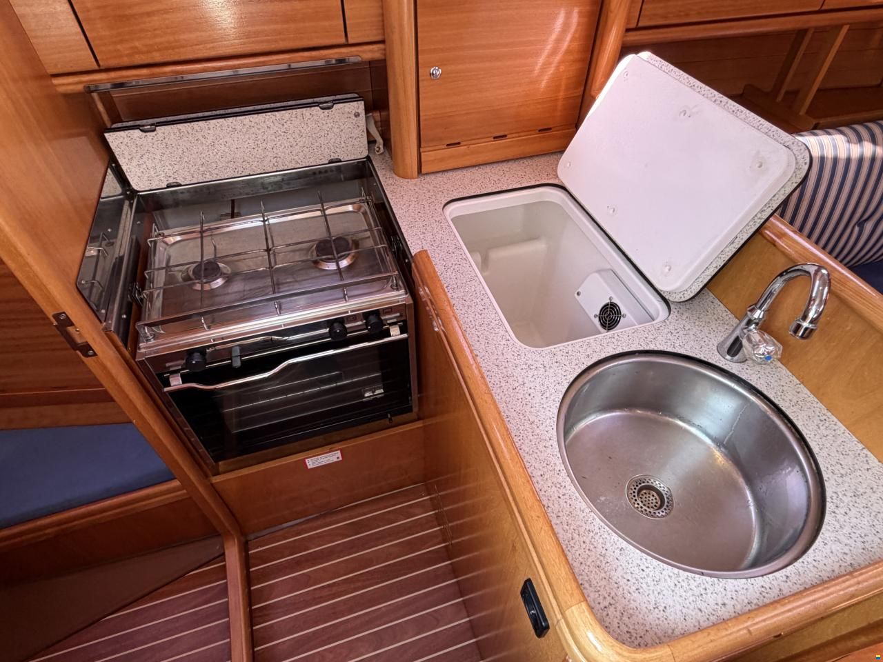 Bavaria Cruiser 30
