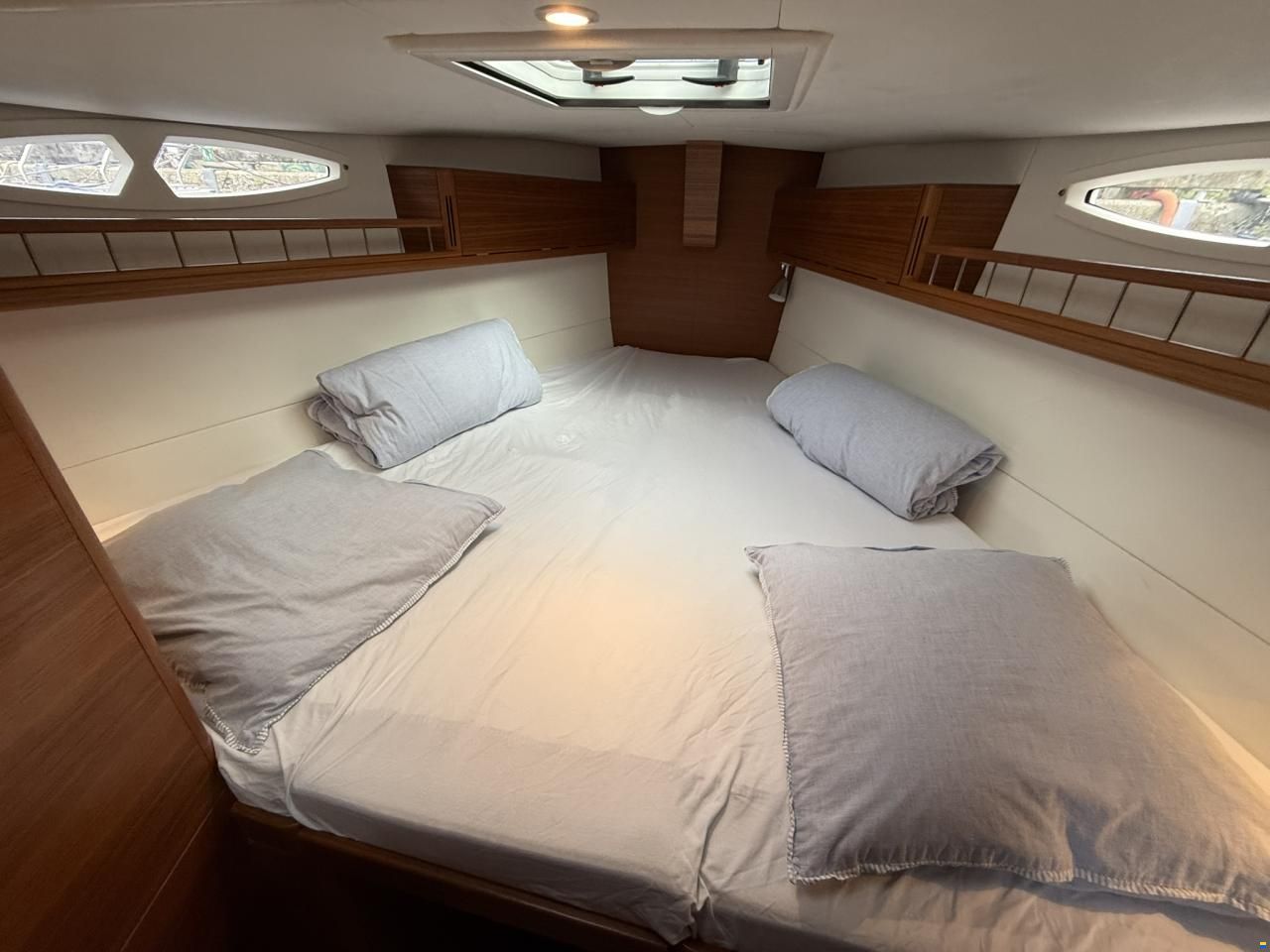 X-Yachts xc42