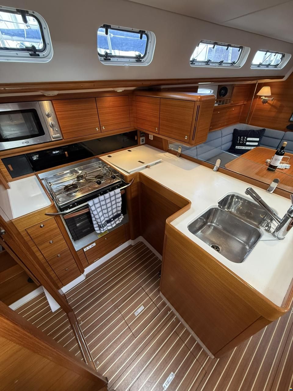 X-Yachts xc42