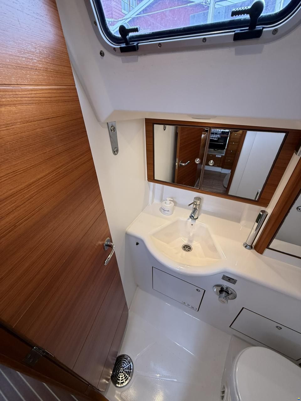 X-Yachts xc42