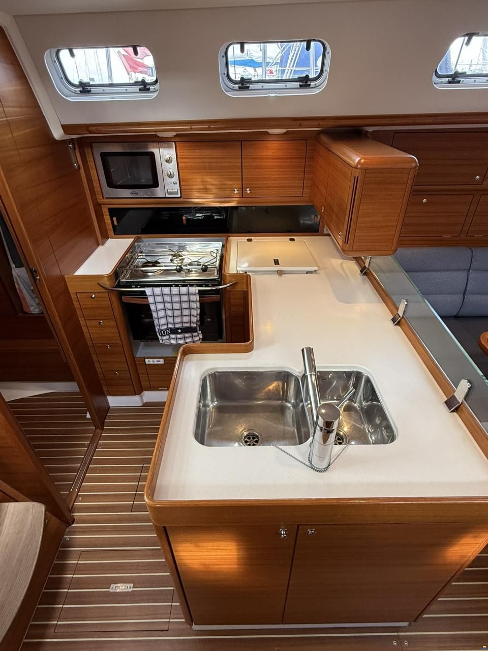 X-Yachts xc42