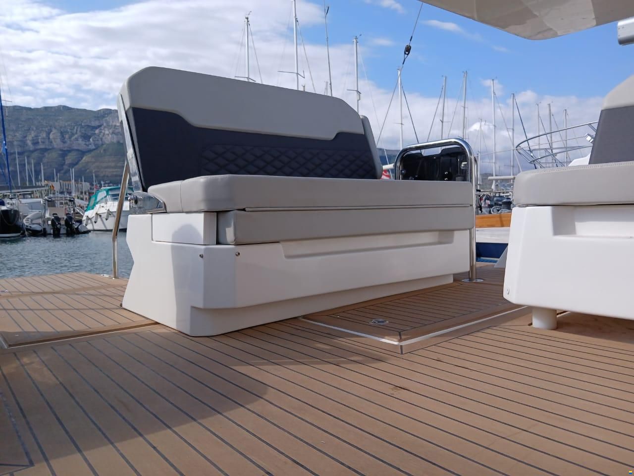 Aquila Catamarans 32 Sport