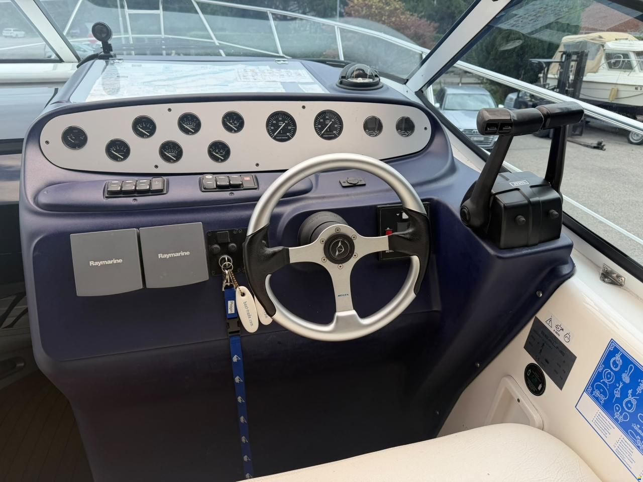 Sealine S28