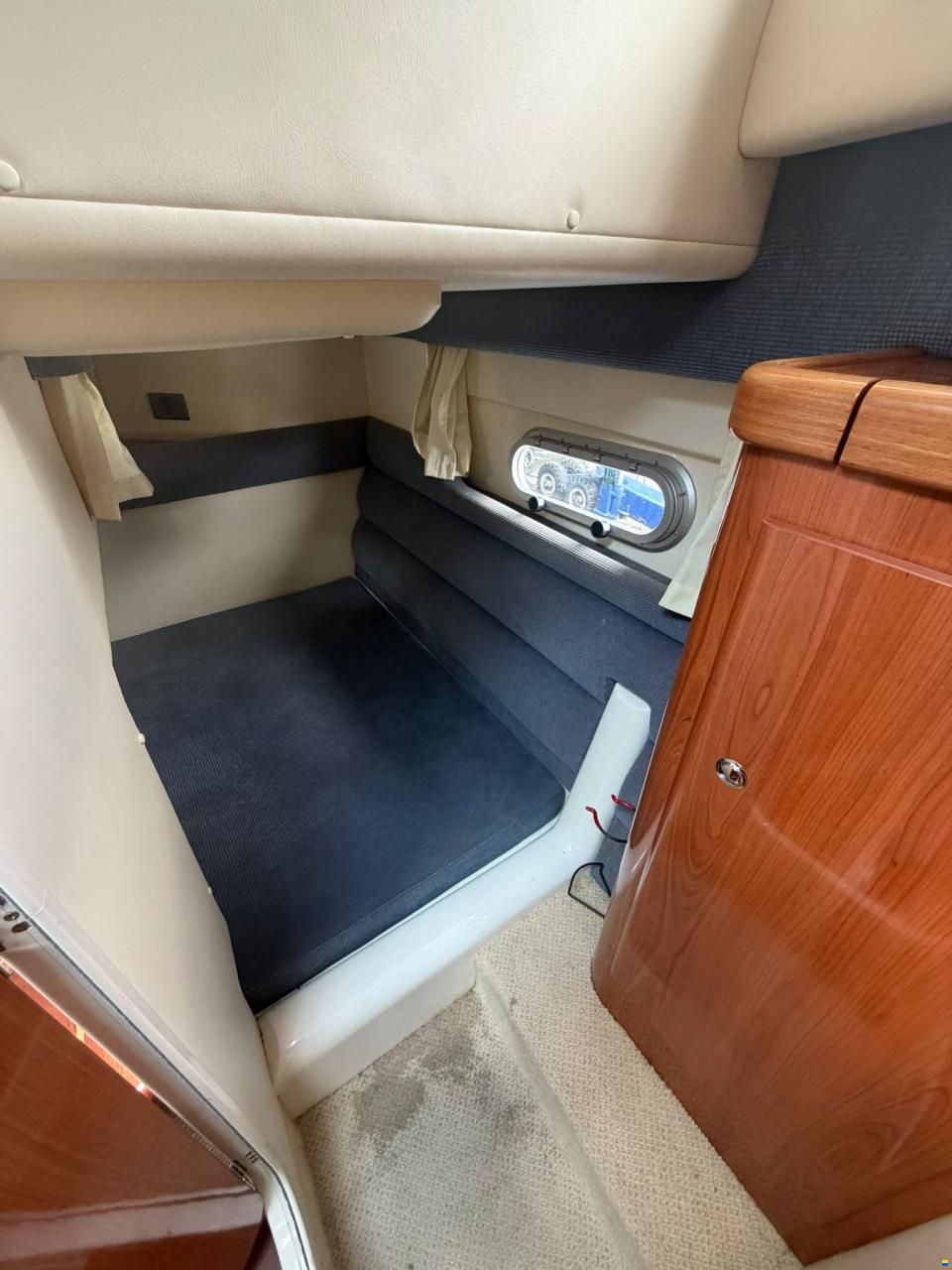 Sealine S28