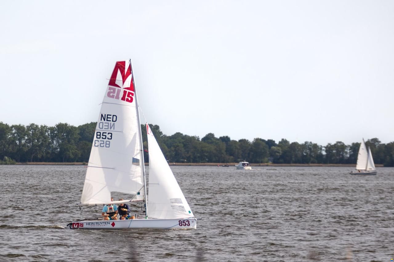 Melges 15
