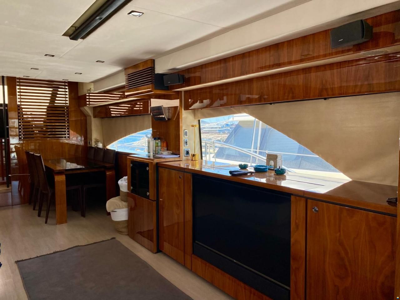Fairline Squadron 68