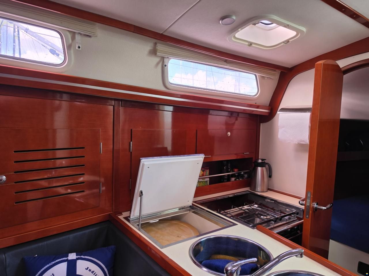 Hanse 342