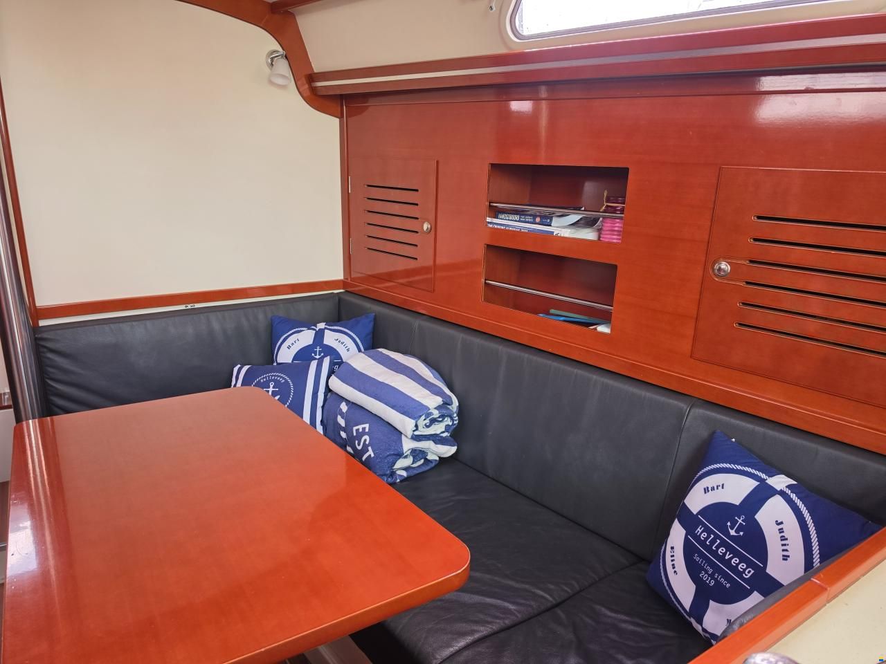 Hanse 342