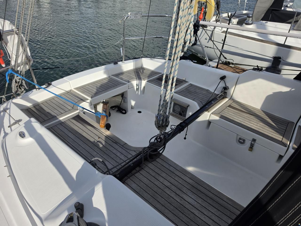 Hanse 342