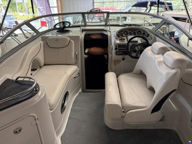 Crownline 250 CR, Bj. 2007 bei Yachtagentur Döring