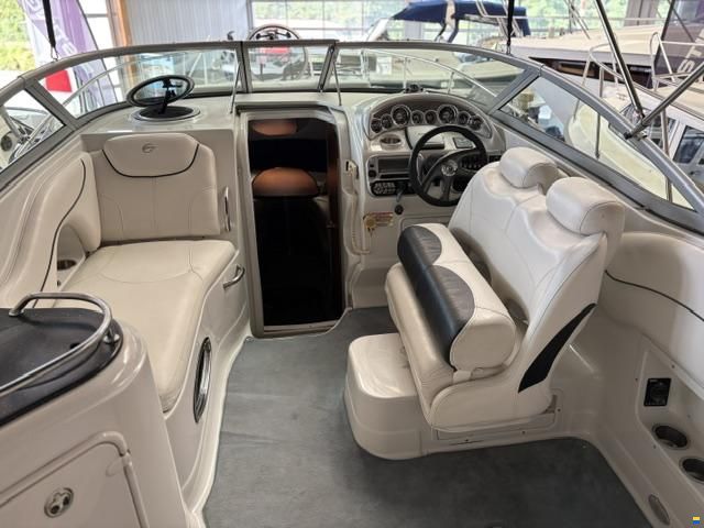 Crownline 250 CR, Bj. 2007 bei Yachtagentur Döring