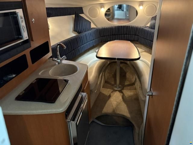 Crownline 250 CR, Bj. 2007 bei Yachtagentur Döring
