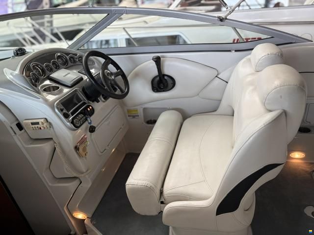 Crownline 250 CR, Bj. 2007 bei Yachtagentur Döring