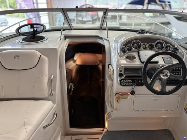 Crownline 250 CR, Bj. 2007 bei Yachtagentur Döring