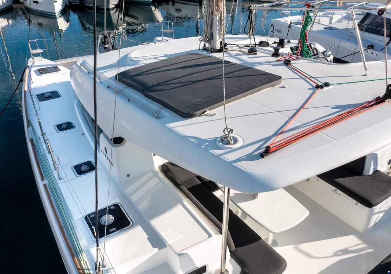 Lagoon 40