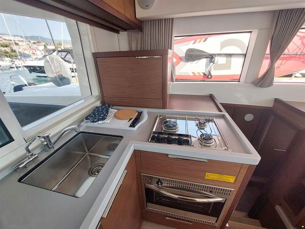 Lagoon 40