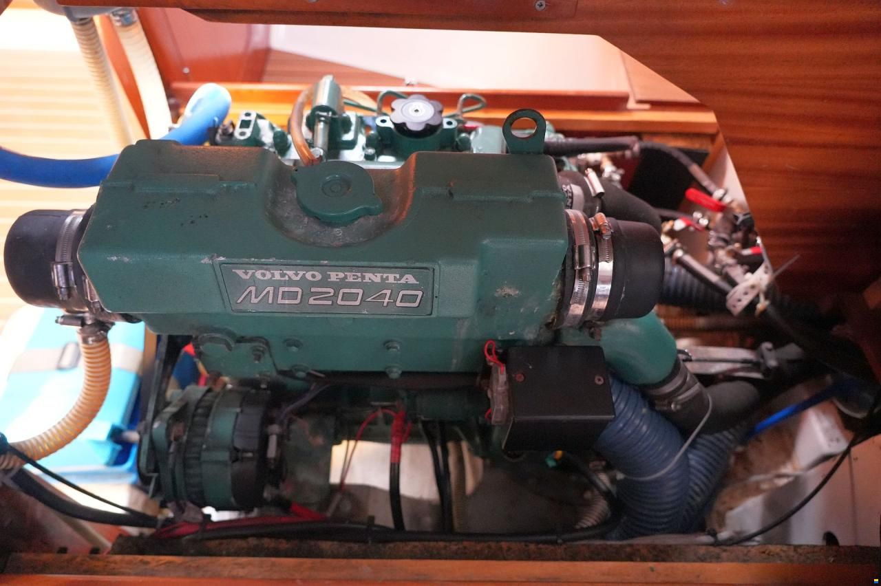 Dufour 38 Classic
