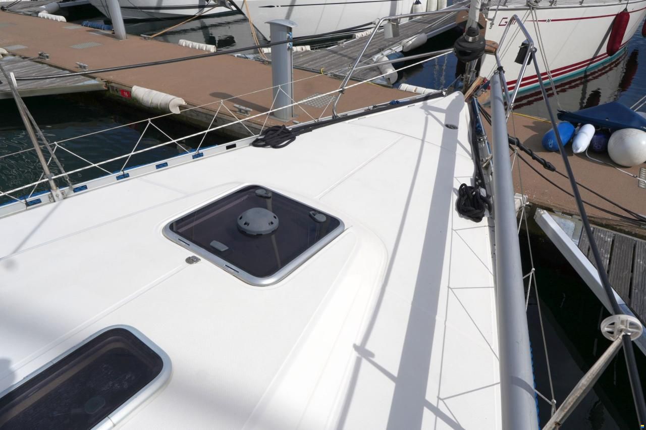 Dufour 38 Classic