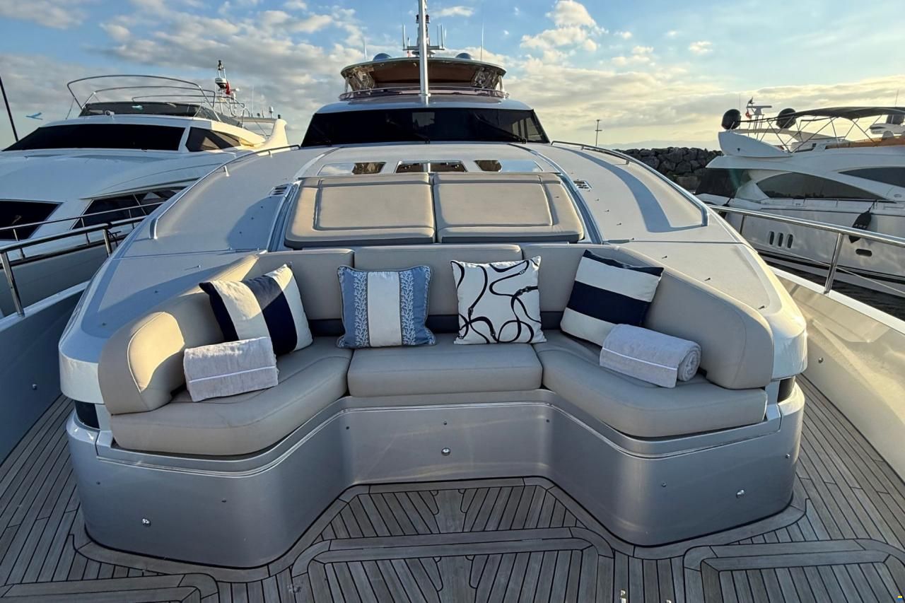 Princess 32M
