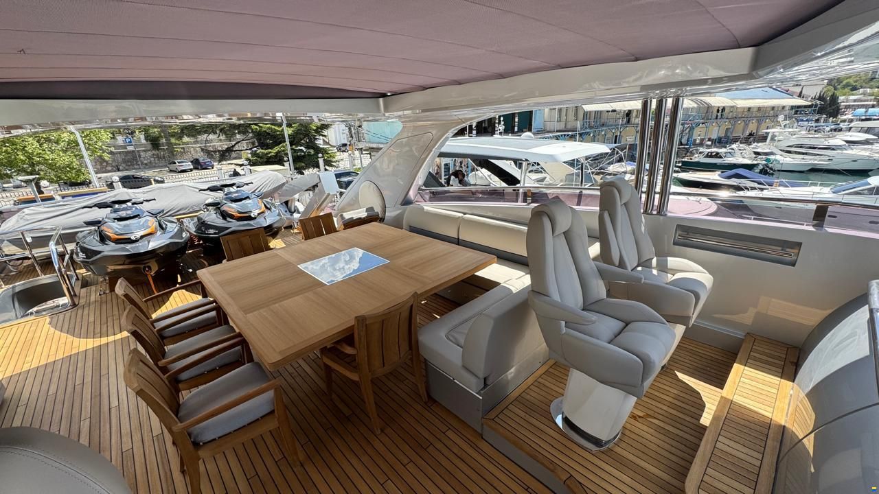 Princess 32M