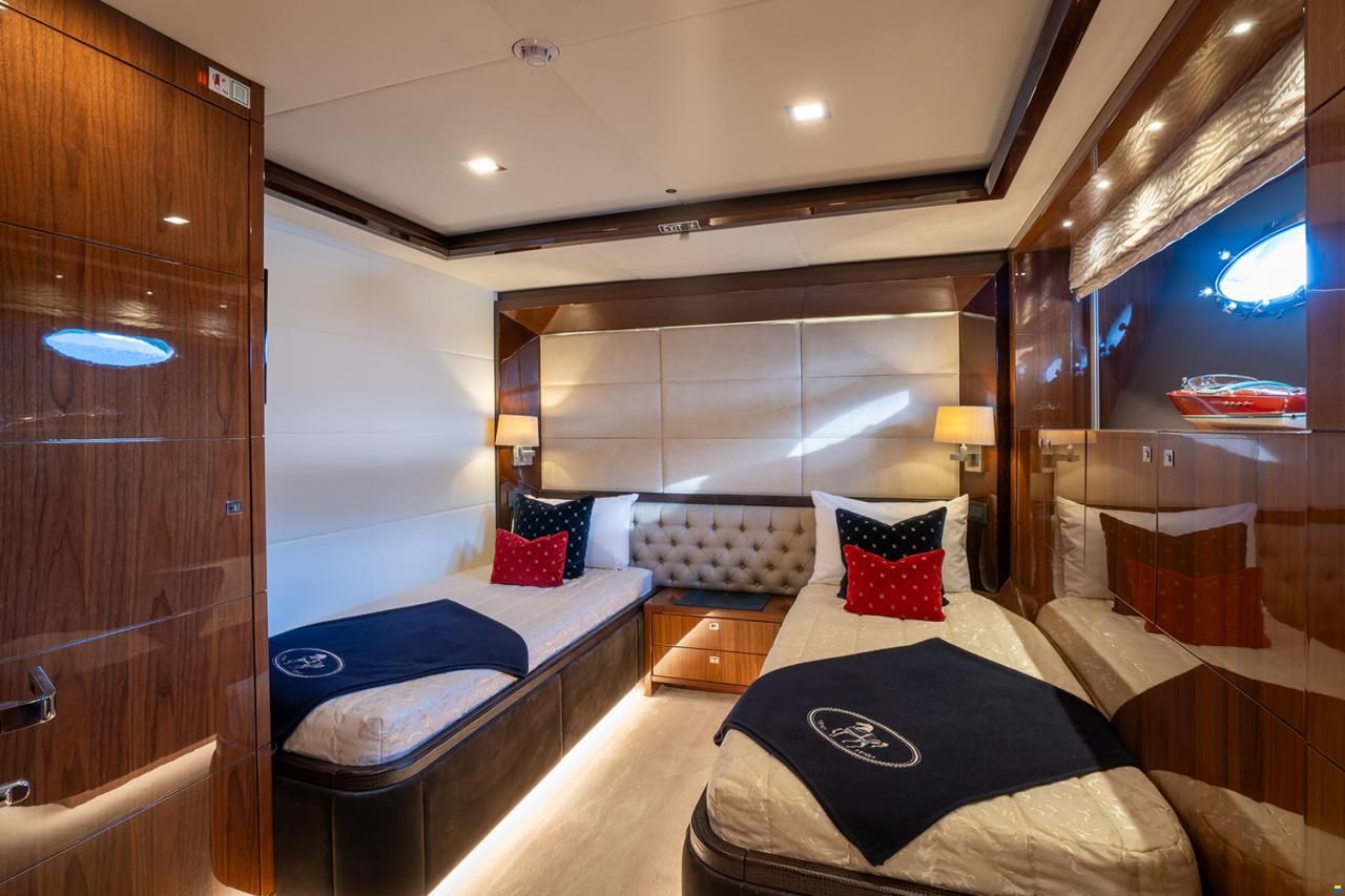 Princess 32M