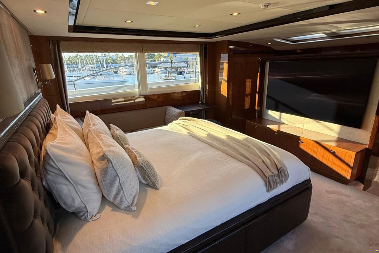 Princess 32M