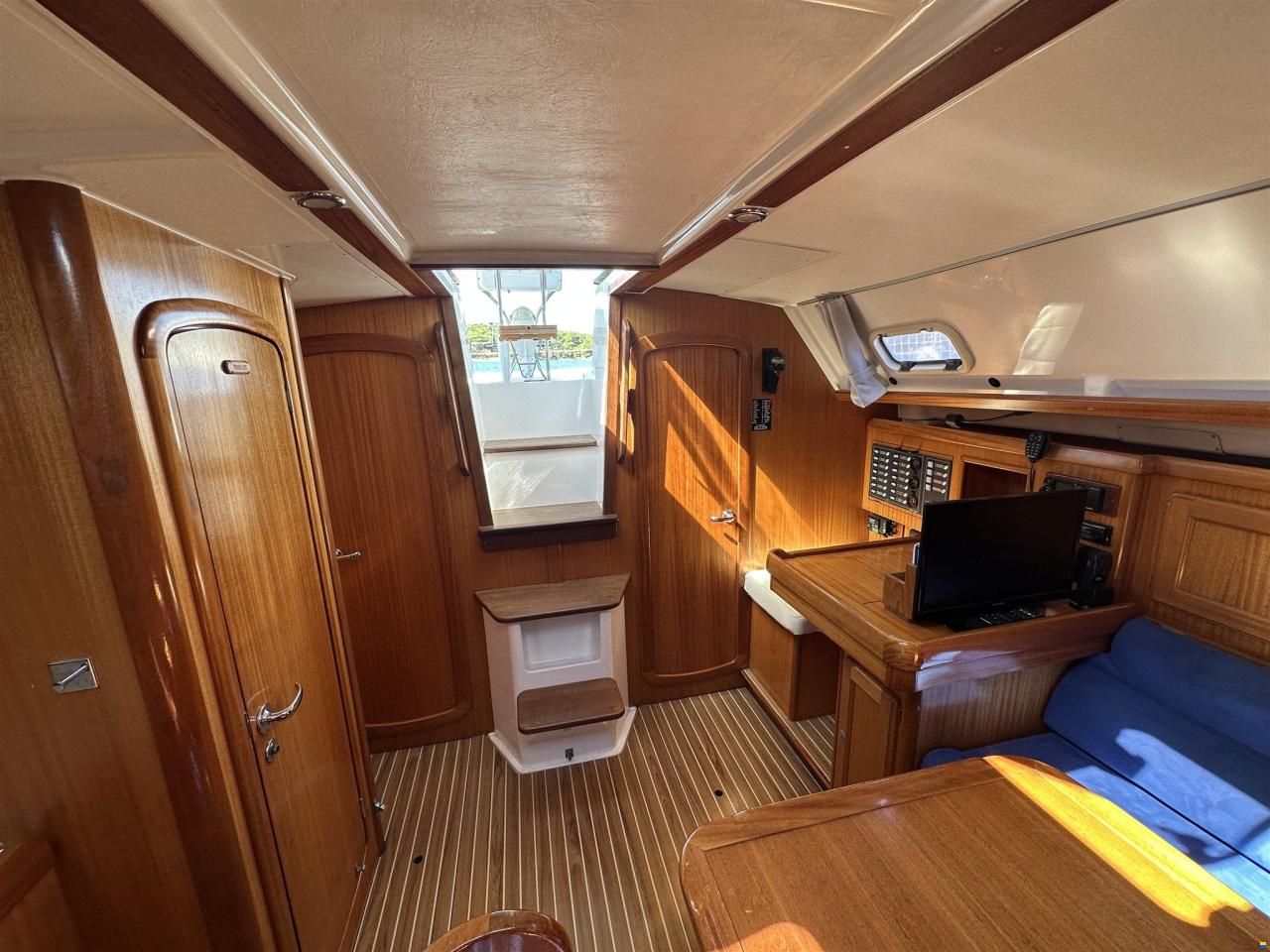 Dufour 36 CLASSIC