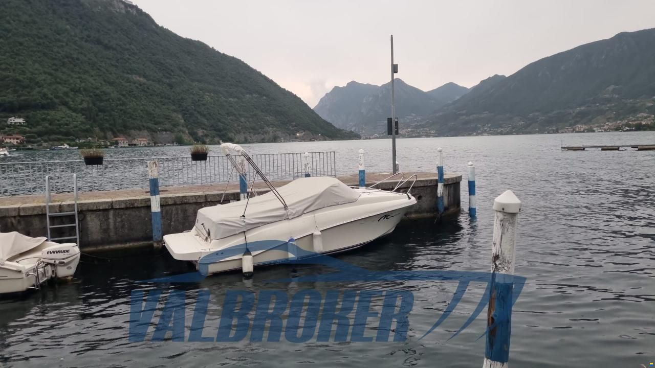 Quicksilver Activ 640 Cabin