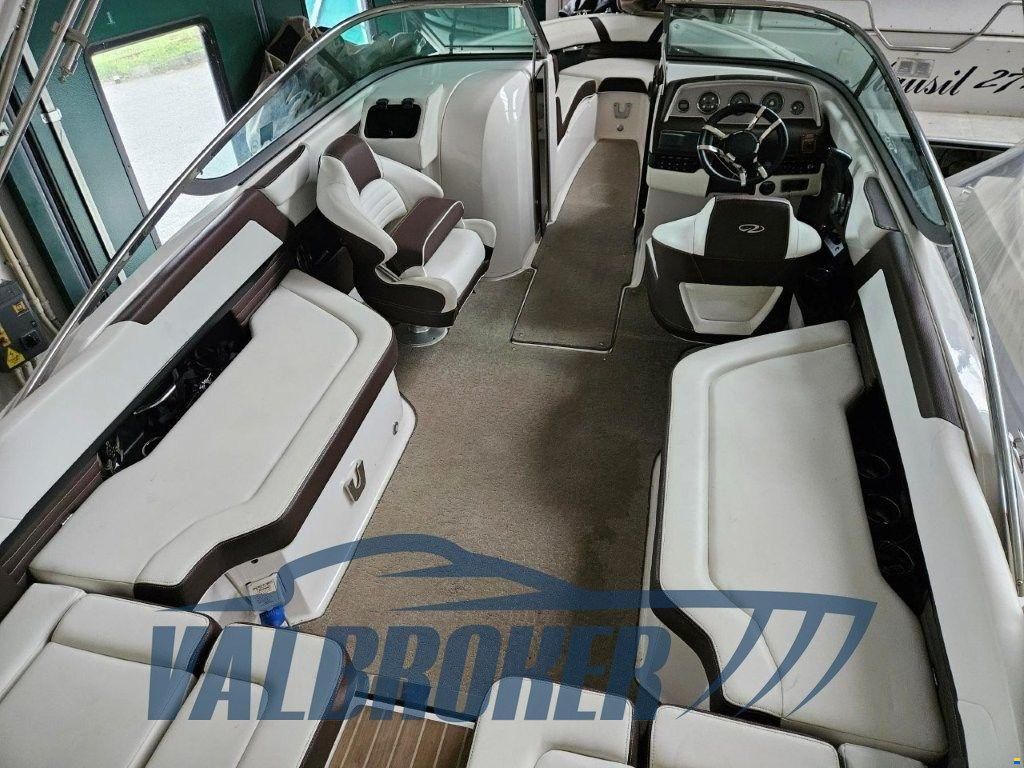 Regal Marine 2500