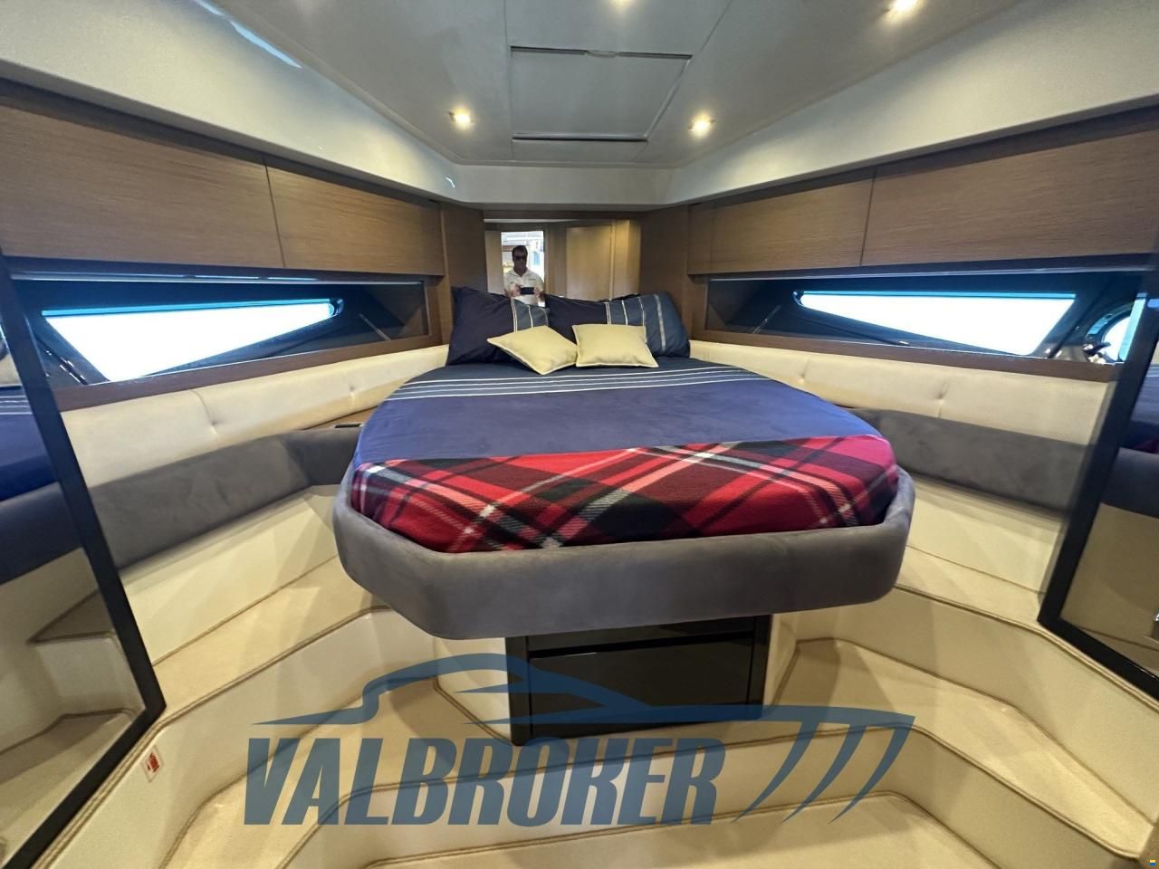 Azimut Atlantis 48