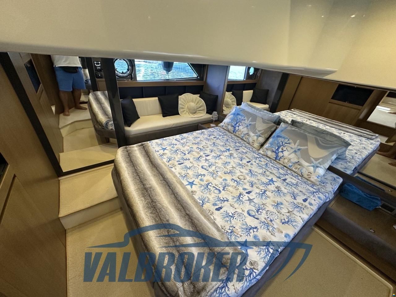 Azimut Atlantis 48