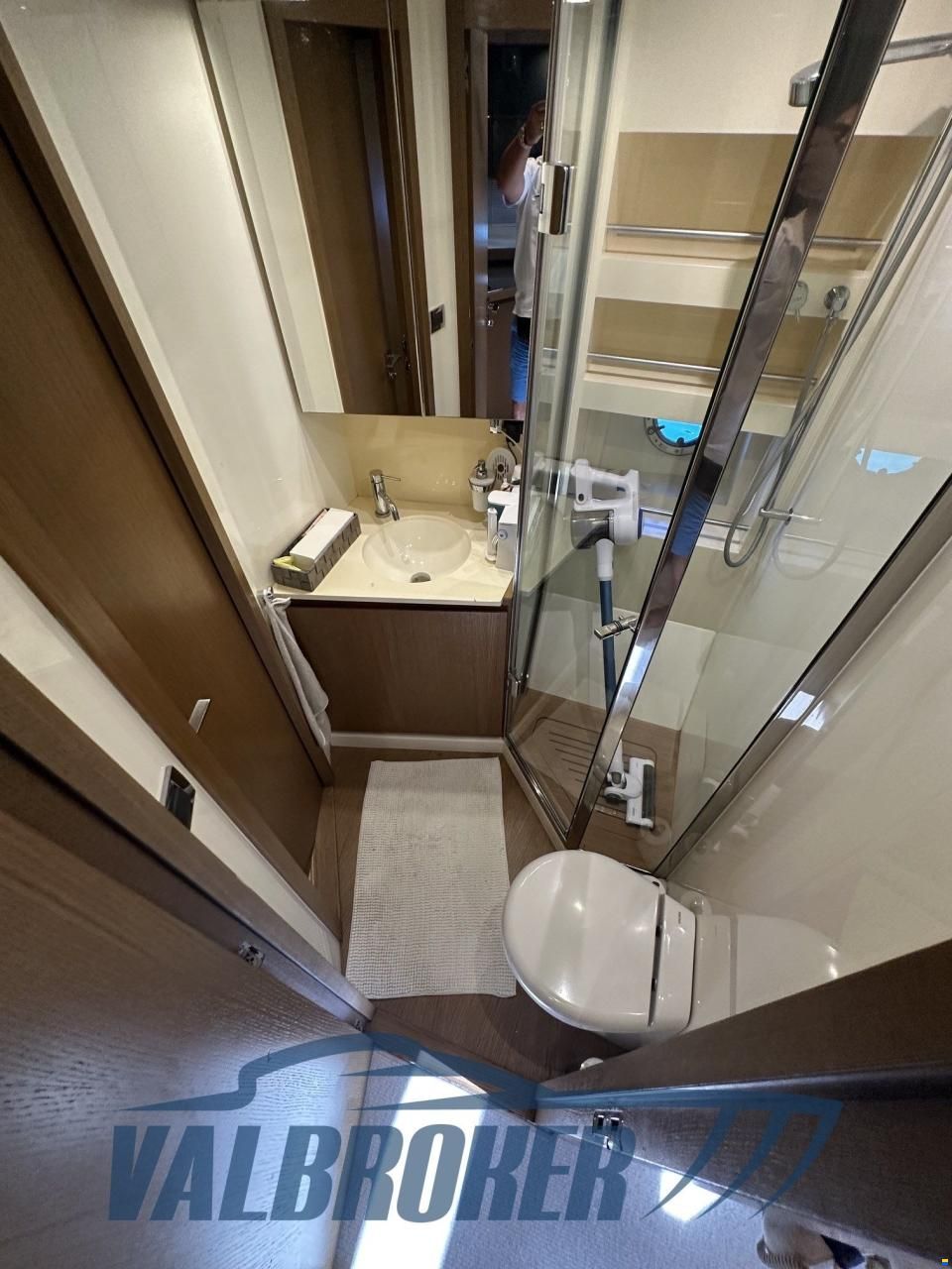 Azimut Atlantis 48