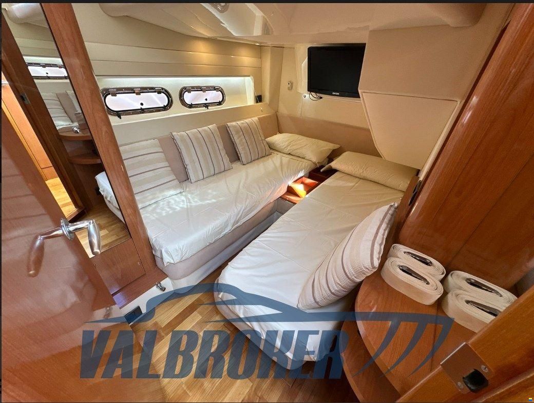 Sealine F 42/5