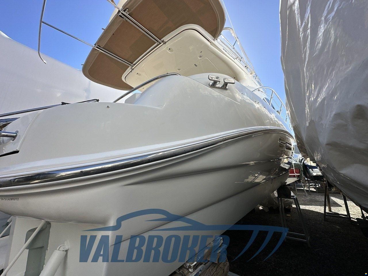 Sealine F 42/5