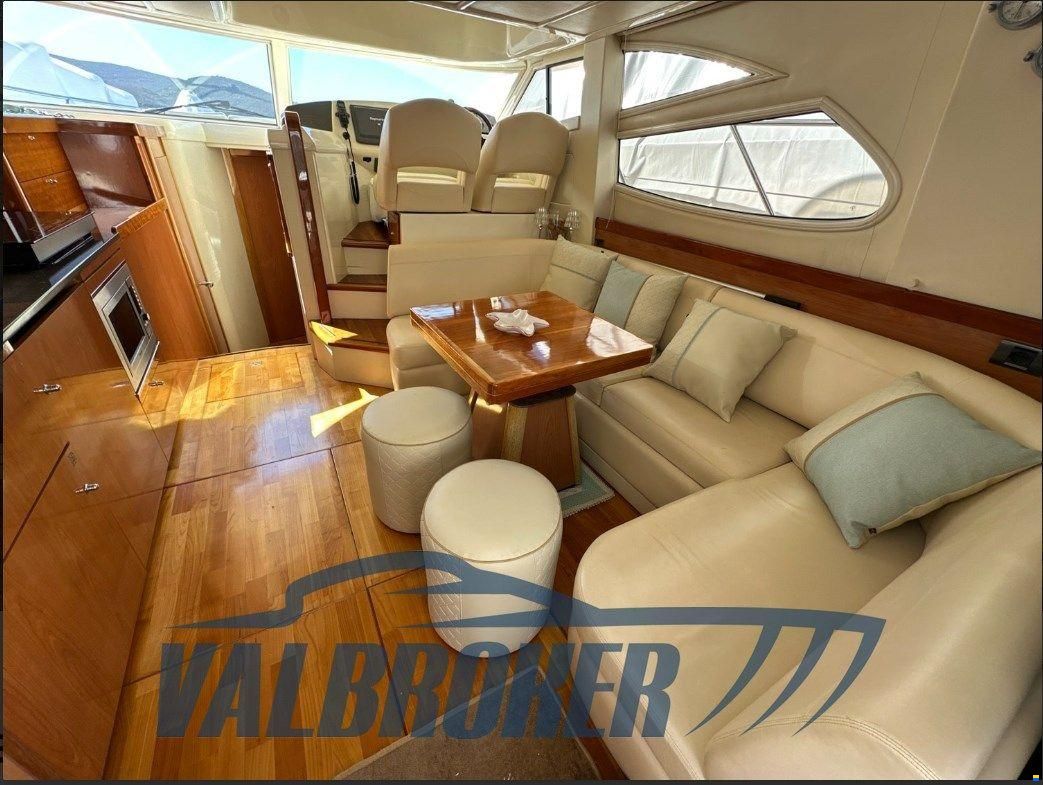 Sealine F 42/5