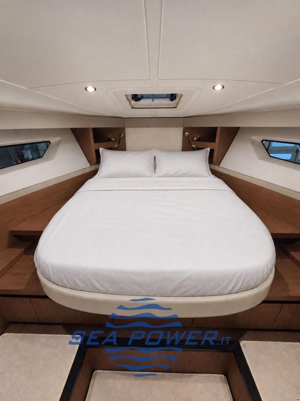 Beneteau GT 40