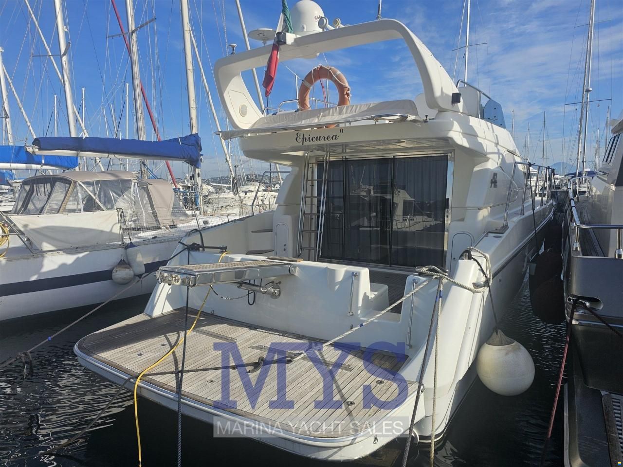 Azimut 43